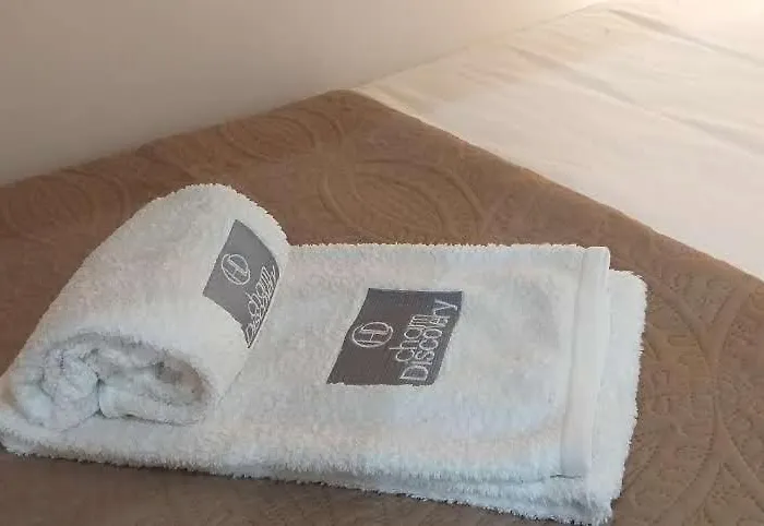 Charm Discovery 165 شقة